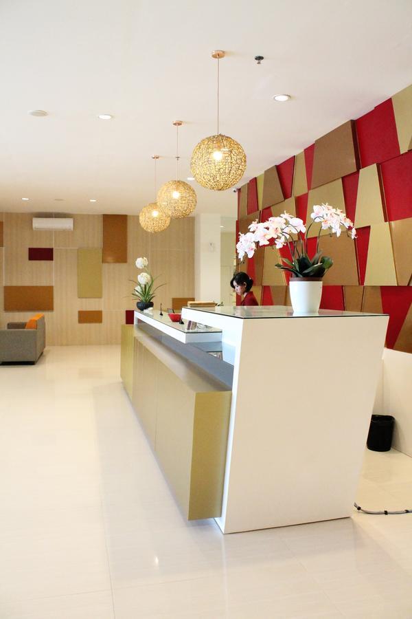 The Himana Malang Hotel Exterior photo