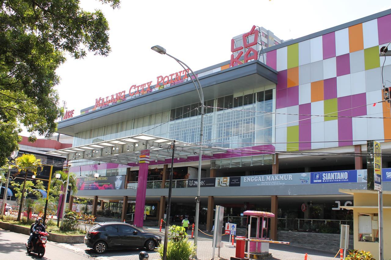 The Himana Malang Hotel Exterior photo